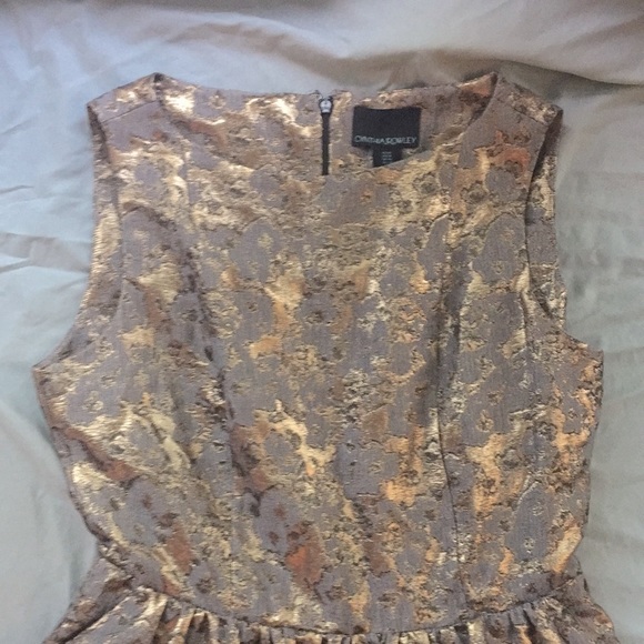 Cynthia Rowley Dresses & Skirts - Cynthia Rowley grey gold marble brocade fit and flare dress size 10 NWOT